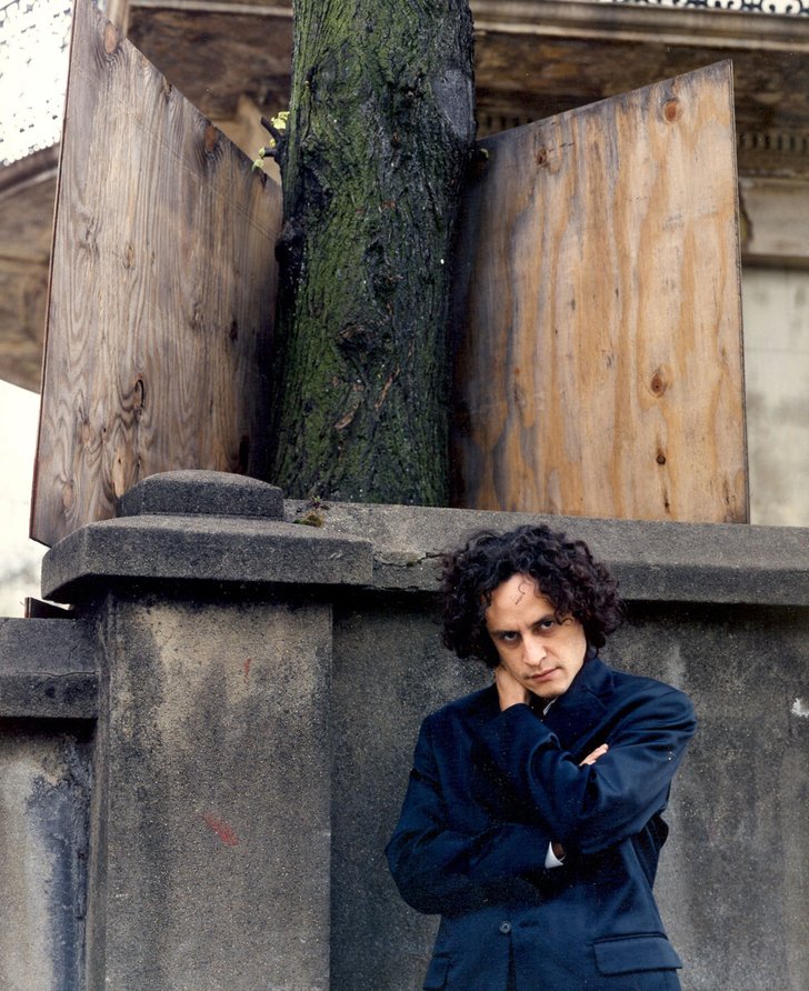 Image: Portrait of the artist Gabriel Orozco. Photographer: Unknown