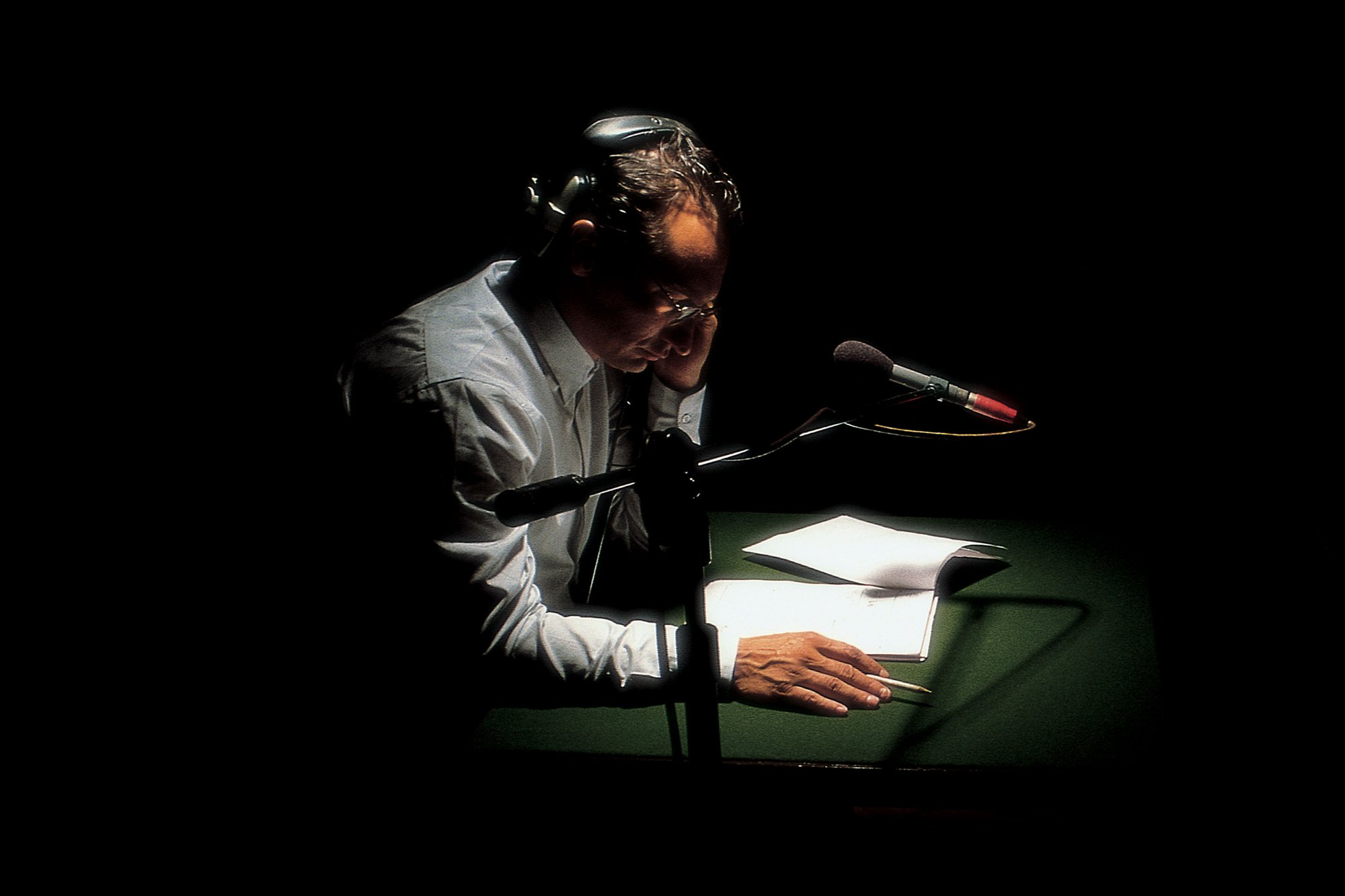Juan Muñoz at the live recording of A Man in a Room, Gambling at the BBC Maida Vale Studios, London, 1997. Photograph: Steven White