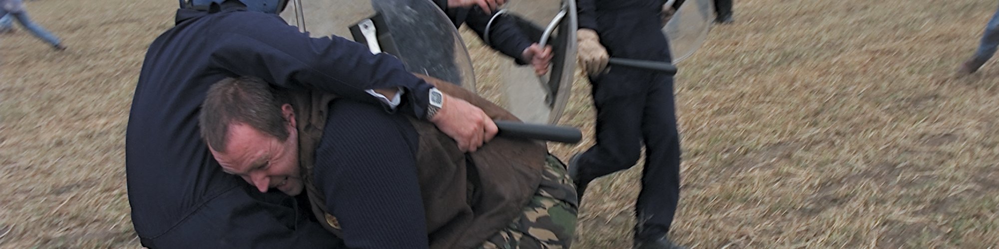Jeremy Deller, The Battle of Orgreave, 2001. Production photograph: Martin Jenkinson