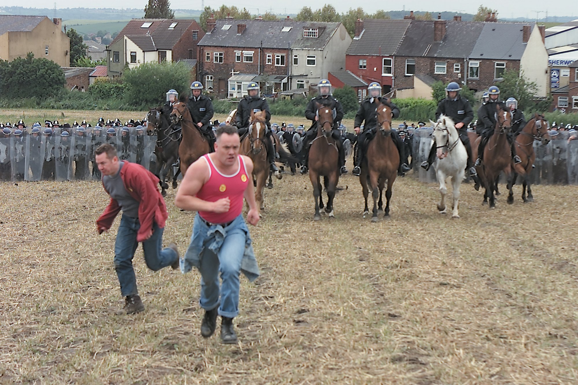 Jeremy Deller, The Battle of Orgreave, 2001. Production photograph: Martin Jenkinson