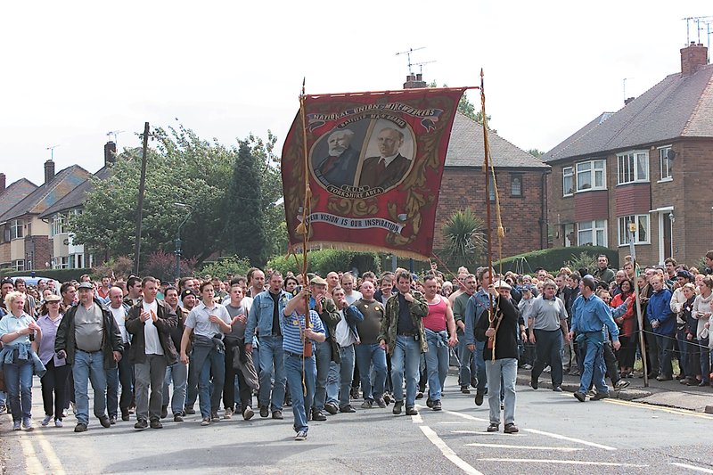 Jeremy Deller, The Battle of Orgreave, 2001. Production photograph: Martin Jenkinson