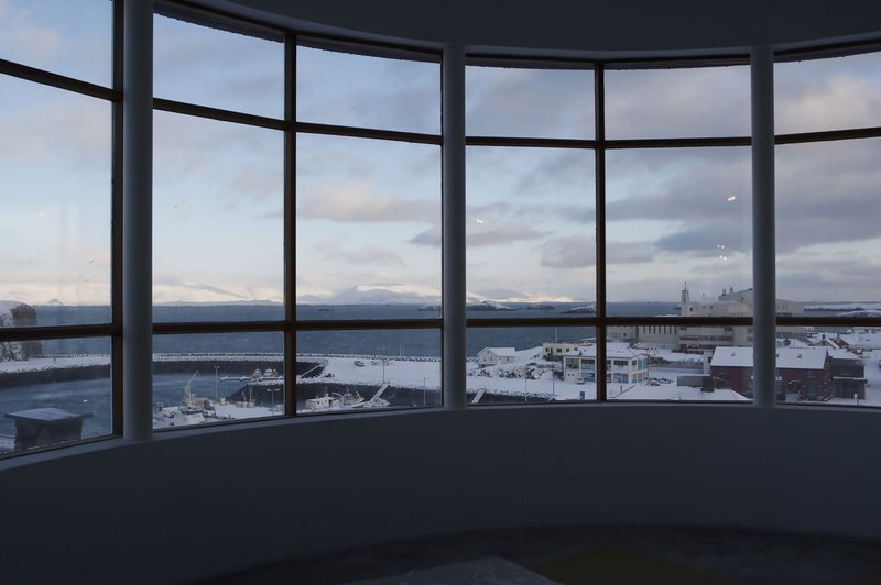 2007low_15.jpg__1800x1999998_q85_subsampling-2