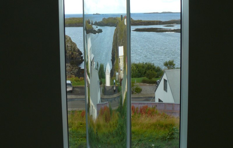 2007v_03.jpg__1800x1999998_q85_subsampling-2