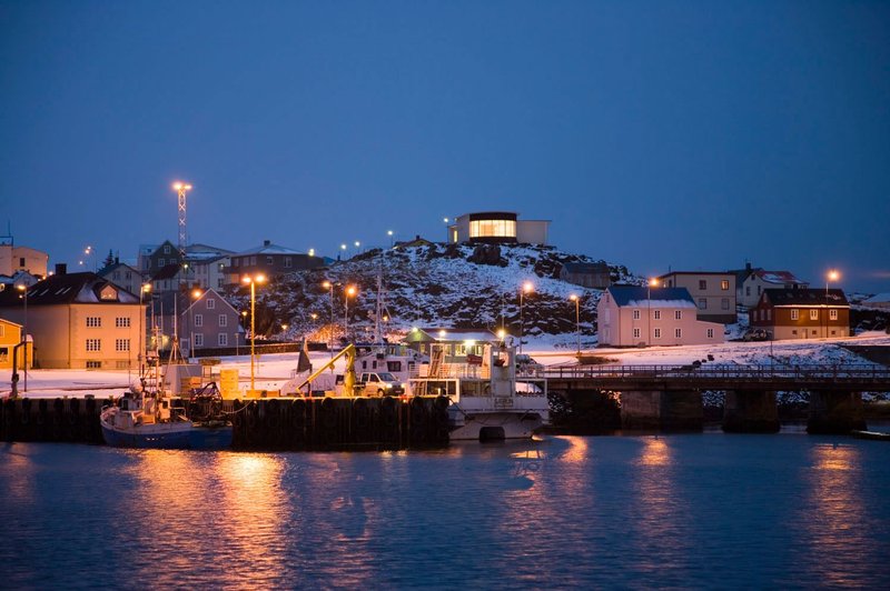 2007v_13.jpg__1800x1999998_q85_subsampling-2