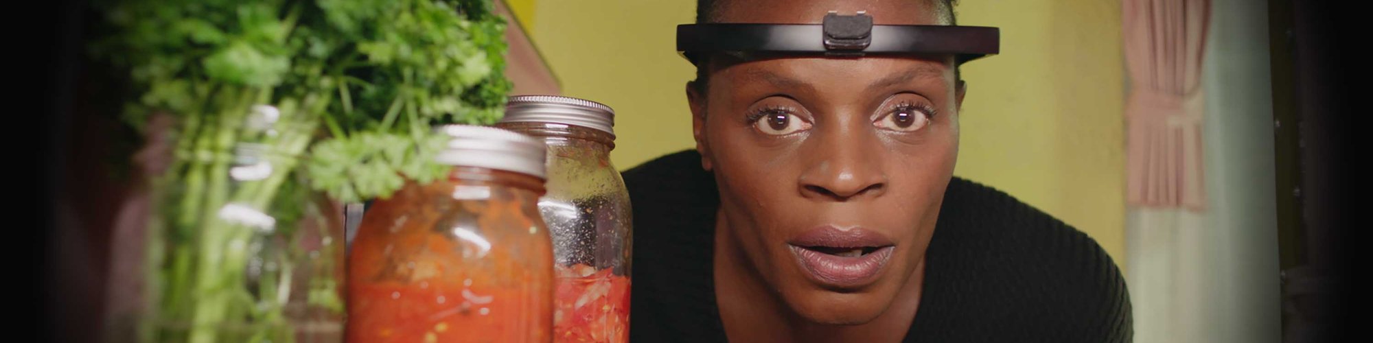 Still from Remote, Mika Rottenberg and Mahyad Tousi (2022). © Mika Rottenberg and Mahyad Tousi. Courtesy the artists and Hauser & Wirth